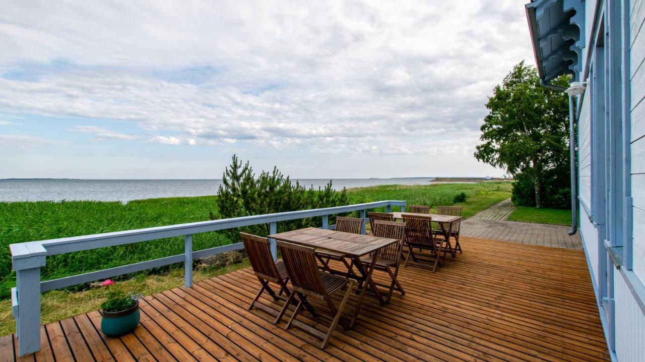 Villa Kuus Solme - Sea View Holiday Home Kuressaare Exterior photo